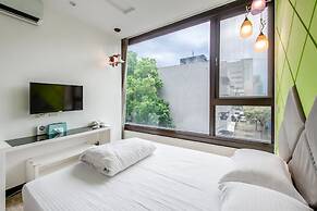 Lightness Hotel