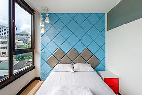 Lightness Hotel