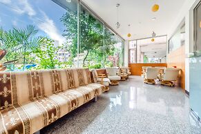Lightness Hotel