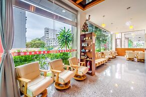 Lightness Hotel