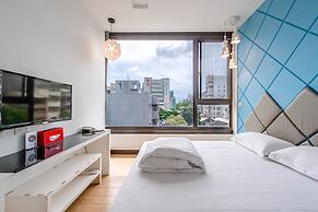Lightness Hotel