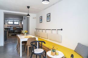 Be Bold Hostel
