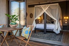 Safari Moon Luxury Bush Lodge