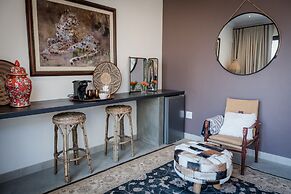 Safari Moon Luxury Bush Lodge