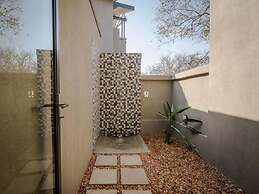 Safari Moon Luxury Bush Lodge