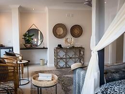 Safari Moon Luxury Bush Lodge