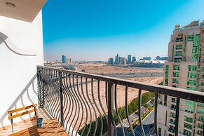 Zen studio with panorama city views