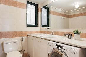 Top-Class 2BR Apartment in Marousi