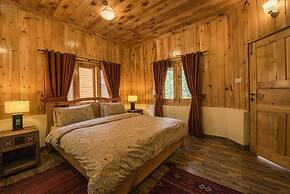 Pine Park Glade Resort Shogran