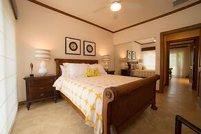 Veranda 8F - 2 bdr 2 Bath - Condo