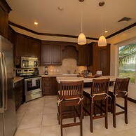 Altavista 5A 3 bdr 3 Bath Ocean View