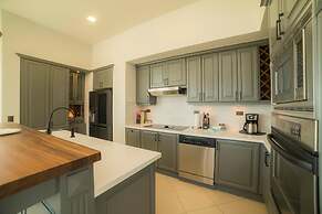 Bella Vista 4A 3 bdr 3 Bath Ocean View