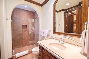 Montebello 2C - 3 bdr 3 Bath Ocean View