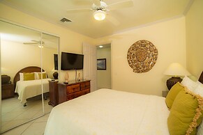 Colina 5D - 3 bdr 2 Bath Family
