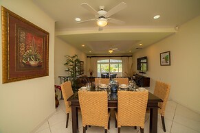 Colina 5D - 3 bdr 2 Bath Family