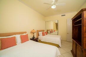 Colina 5D - 3 bdr 2 Bath Family