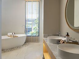 Mercure Rayong Lomtalay Villas & Resort
