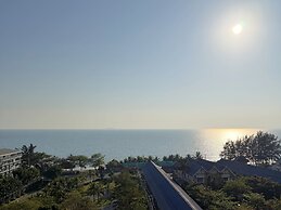 Mercure Rayong Lomtalay Villas & Resort