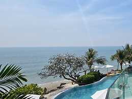 Mercure Rayong Lomtalay Villas & Resort