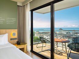 Mercure Rayong Lomtalay Villas & Resort