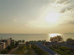 Mercure Rayong Lomtalay Villas & Resort