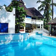 Lovely 4-bed Villa Family Oriented or a Smallgroup