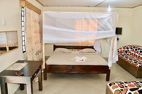 Lovely 4-bed Villa Family Oriented or a Smallgroup