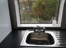 Nature Retreat - Sleeps 4 & Wild Ponies