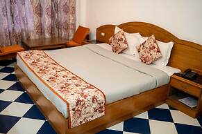Hotel Hemkunth
