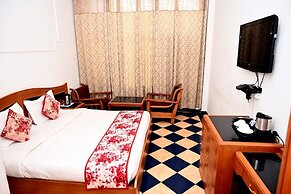 Hotel Hemkunth