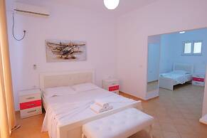 Hotel Sherifi