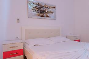 Hotel Sherifi