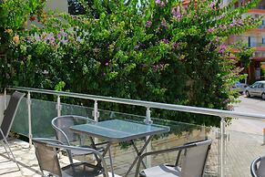 Hotel Sherifi
