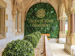 The Violet Suite Stone Cross Mansion
