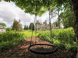 The Violet Suite Stone Cross Mansion