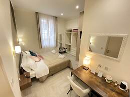 De Nava Suite