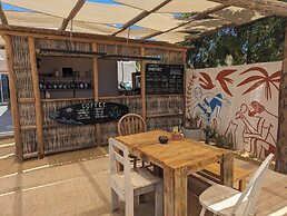 La Ventana Hostel and Hotel