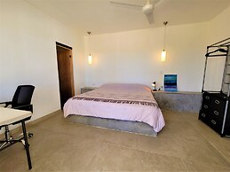 La Ventana Hostel and Hotel