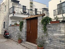Ardens House