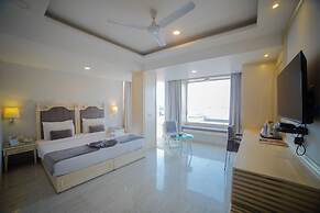 Pearl Courtyard