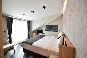 Casa Luxury Hotel