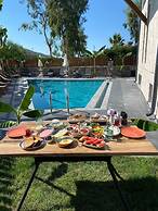 Casa Luxury Hotel