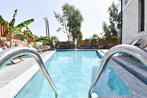 Casa Luxury Hotel