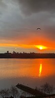 Perfect Lake view Entire Apartment