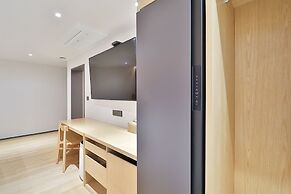Custom Hotel