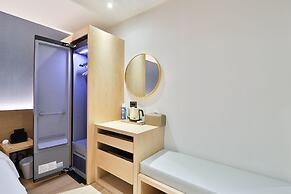 Custom Hotel