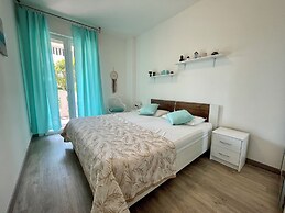 Fantastic Flat With Garden-beahost