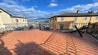 Central Spoleto 6 Guests apt With Terrace