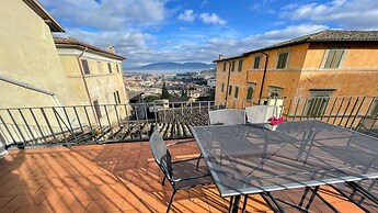 Central Spoleto 6 Guests apt With Terrace