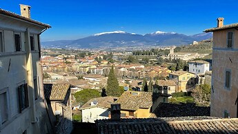 Central Spoleto 6 Guests apt With Terrace